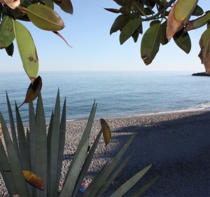 Playa El Salón Nerja