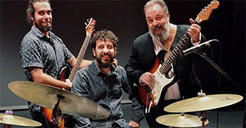 Nerja Parrot Farrell Trio