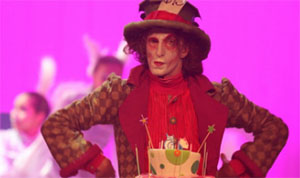 Nerja CCN El Viaje de Alicia