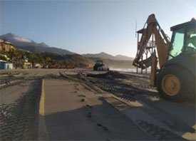Nerja Playa Burriana Toplaag reinigen
